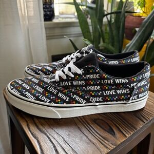 Vans‎ Pride Love Wins Rainbow Checkerboard Era Low Top Sneakers Men 12